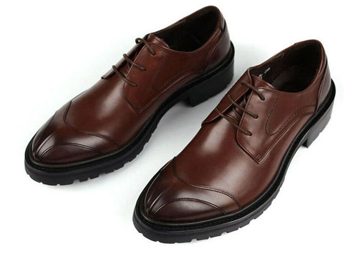 Calçados de couro masculino com pontos britânicos estilos calçados de couro marrom