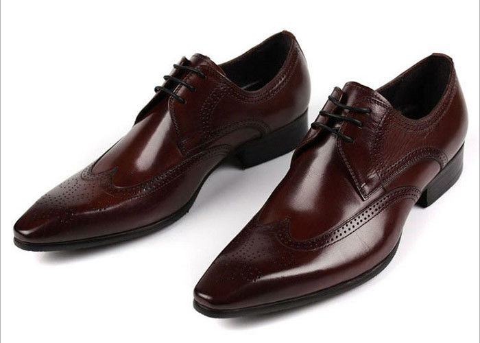 OEM Custom Classic Men Brogue Sapatos Preto / Marrom Café Esculpido Floral Oxford Sapatos