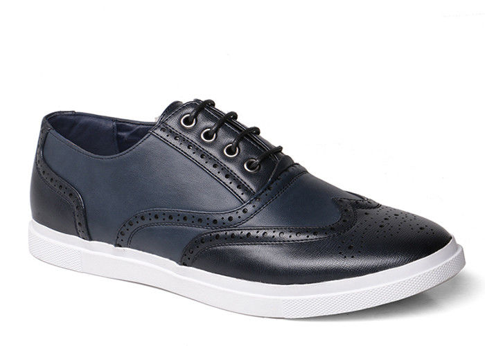 Calçados Homens Confortáveis Calçados Homens Lace Up Negro PU Lacing Calçados Homens Couro Brogue Calçados