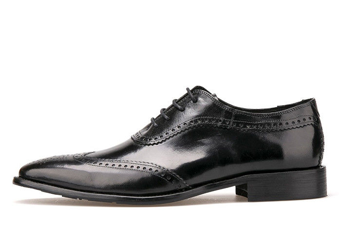Homens Brogue Calçado formal de couro, Pedaços pontiagudos Homens vestido de sapatos para o casamento