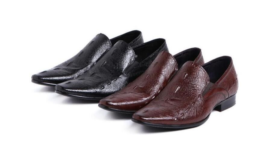 Tamanho normal esculpido calçado de couro masculino, sapatos de lazer com dedos pontiagudos